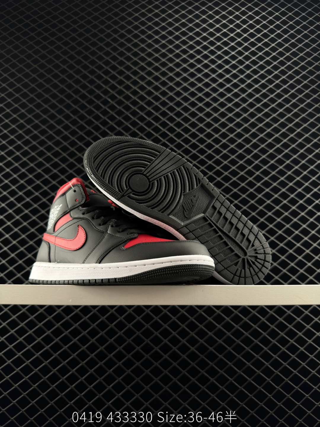 Nike Air Jordan 1 Retro Mid OG AJ1